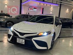 تۆیۆتا کامری